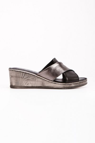 İLOLİCA Inner Outer 100% Genuine Leather Padding Sole Cross Women's Slippers
