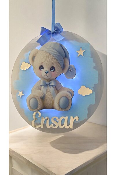 Yavuz Süs İsme Özel Mavi Ayıcık Dekorlu Işıklı Pleksi Kapı Süsü