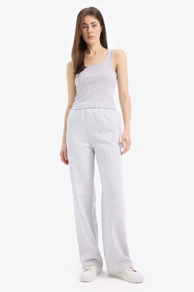 DeFacto New Season Slim Fit Slim Fit Basic Plain U-Neck Ribbed Camisole Undershirt