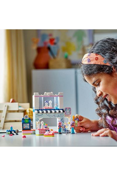 LEGO Set LEGO Friends - Salon de coafura si magazin de accesorii (42662)