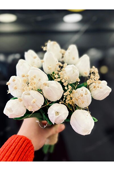 Rüveyda Islak Lale Gelin El Buketi Beyaz Cipsolu