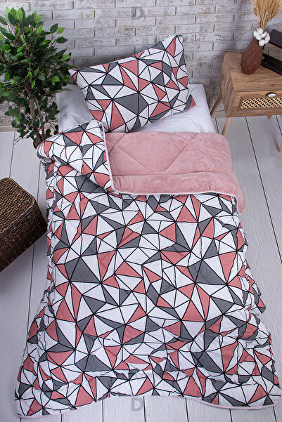 dt dejavu.teks Single Welsoft Quilt + Pillowcase Set |   Geometric Patterned ...