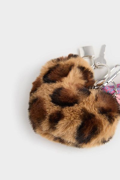DeFacto Women's Plush Leopard Pattern Heart Charm Keychain E6620Axns