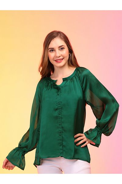 Globus By Styli بلوزة ساتان فضفاضة بأكمام منفوخة وأزرار
