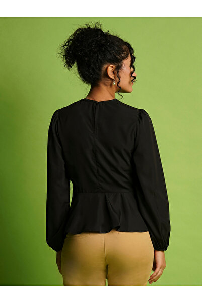 Globus By Styli Solid Wrap Balloon Sleeve Top with Tie-Up Detail