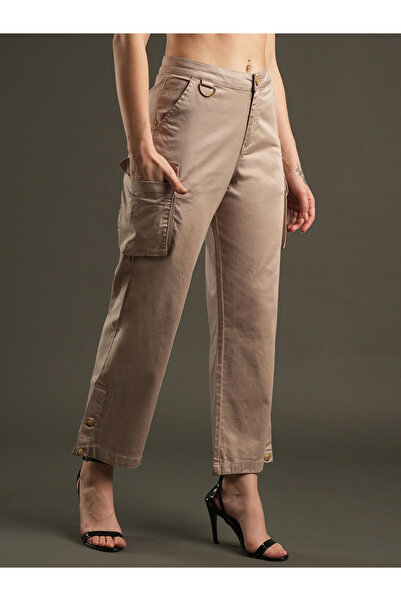 Globus By Styli High Rise Relaxed Fit Flat Front Cargo Pants