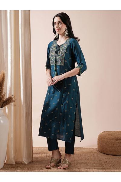 Globus By Styli Embroidered Tie-Up Tassels Straight Kurta with Pants Set
