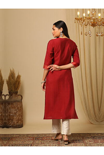 Globus By Styli Embroidered V-Neck Straight Ethnic Kurta