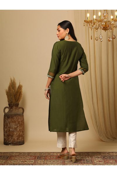 Globus By Styli Embroidered Round Neck Straight Ethnic Kurta