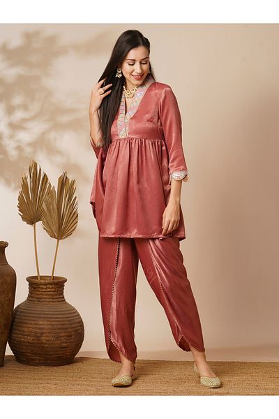 Globus By Styli Sequined Lace Detail Velvet Tunic and Dhoti Pants Co-Ords