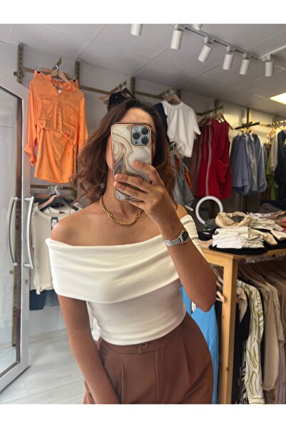 Butik Madonna Yaka Bluz