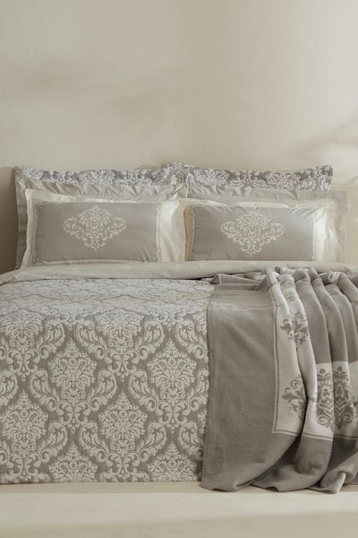 Karaca Home Timeless 8 Piece Dowry Set Gray