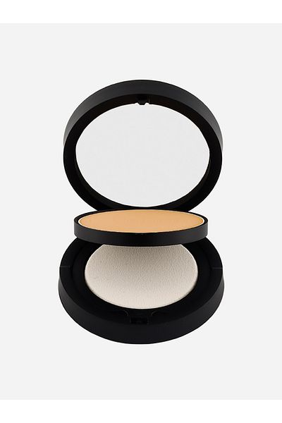 Character Compact Powder
