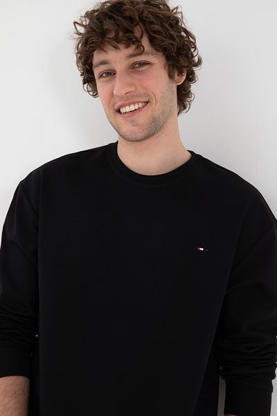 U.S. Polo Assn. Men's Comfort Fit Crew Neck Black Sweatshirt 50309858 -Vr046