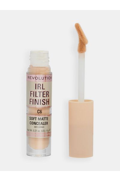 Revolution كونسيلر IRL Filter Finish، C6