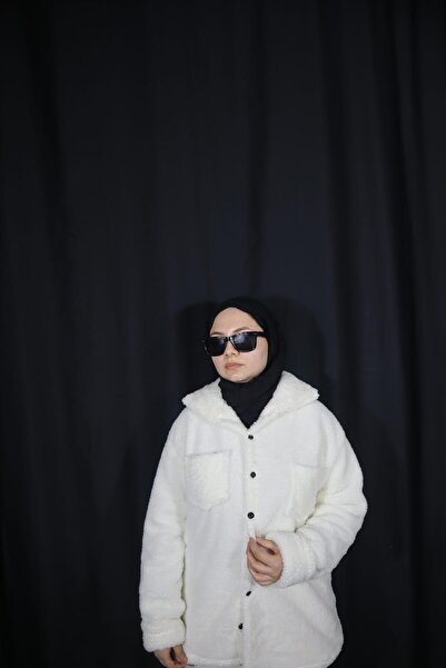 CAN Beyaz Oversize Peluş Gömlek