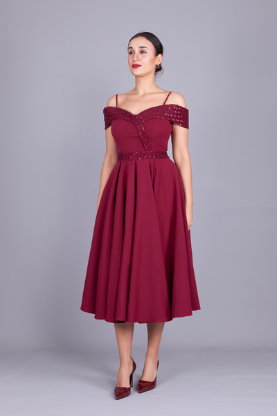 Bidoluelbise Bordo Askılı Düşük Omuz Kareli Payet Detay Midi Boy Kloş Abiye Elbise