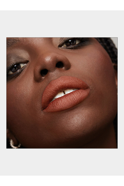 Revlon ColorStay Limitless Matte Liquid Lipstick, Poster Child 002