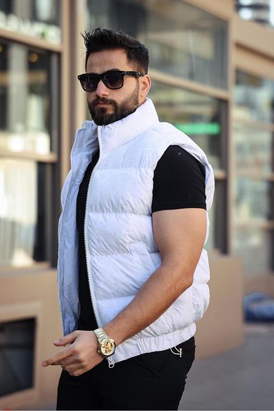 RHONES Men's Flock Printed Vest
