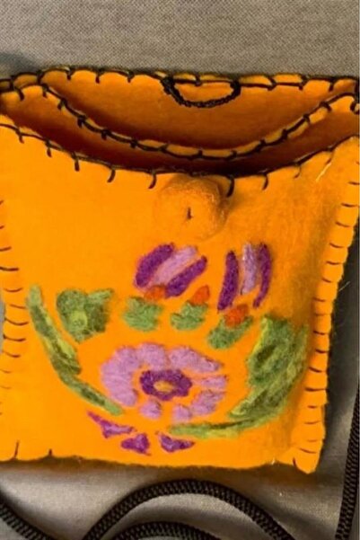 Uretti - Tülin 3528 Ручна робота з вишивкою, сумочка з фетру - помаранчева