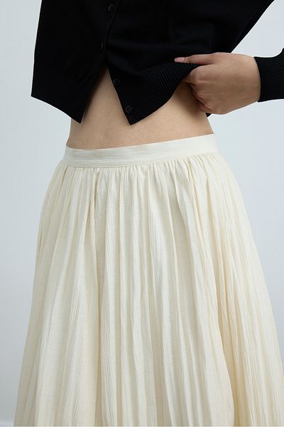 Suud Collection Cream Rose Pleated Skirt