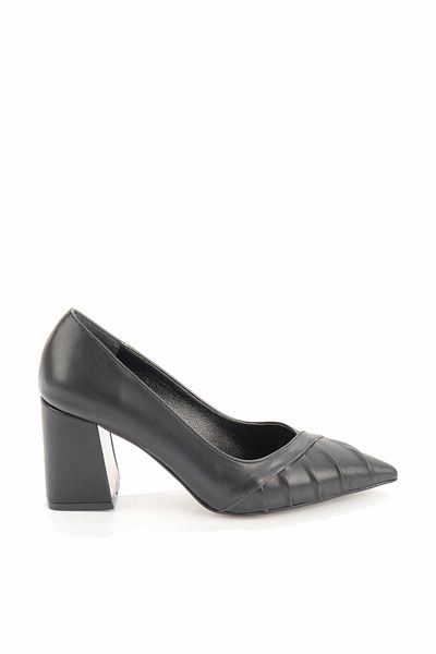 Bambi Black Women's Classic Heeled Shoes K01231303409