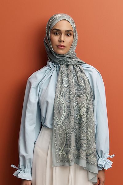Qef Deluxe Blue Alice Flat Summer Shawl