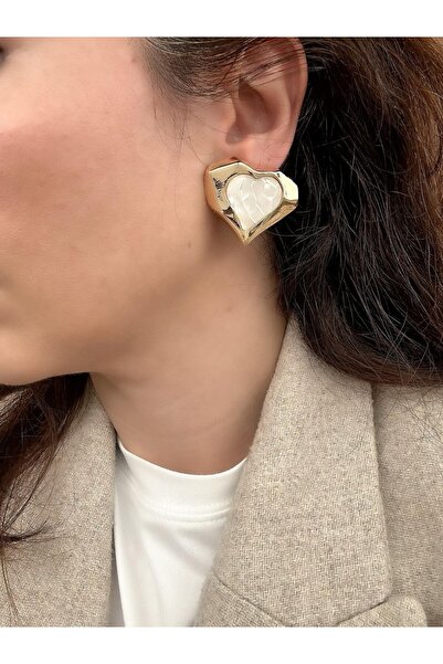 Jerie Gold Plate Pearlescent Heart Earrings