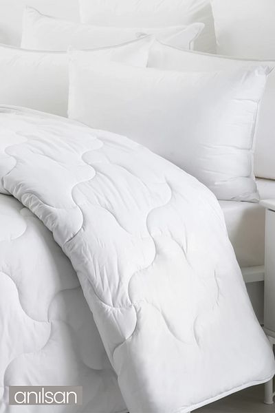Anılsan Cuvernă dublă din microfibră 4 anotimpuri - 195x215cm pilota albă pentru casă și hotel