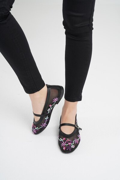 Beyond Women's Black Purple Embroidered Daily Buckle Ballerinas Byndnks01