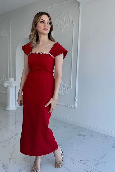 HELİS BUTİK Red Maxi Length Neckline Stone Detailed Long Dress