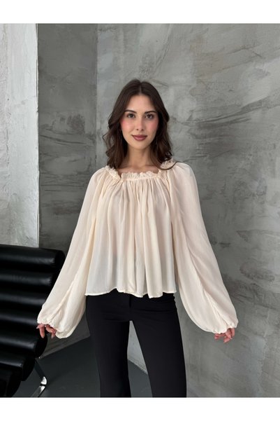 Elif Özbey Butik Ekru Yakası Büzgülü Bluz