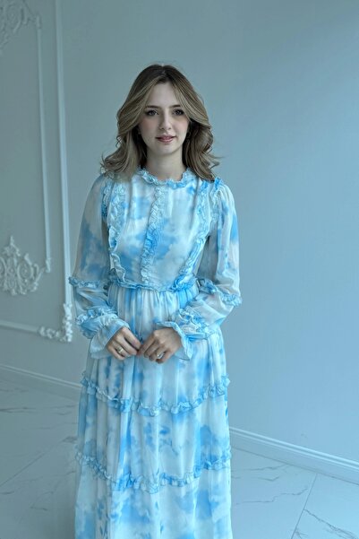 HELİS BUTİK Mavi Beyaz Maxi Boy Şifon Elbise