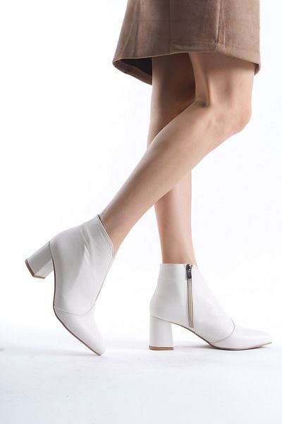 Modabuymus Γυναικείες μπότες Lavi Beige Matte Γνήσιο Δερμάτινο Χοντρό Τακούνι
