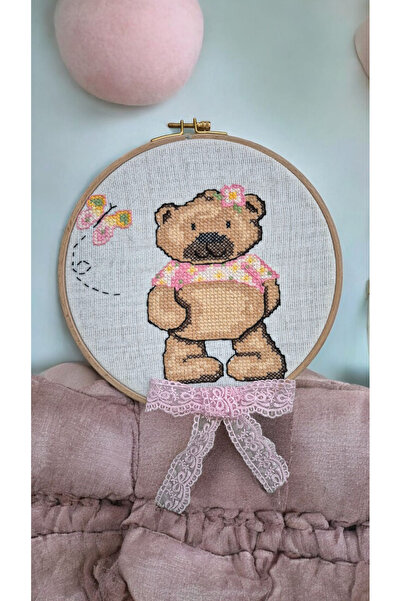 Kız bebek , çocuk odası duvar & kapı süsü 23 x 23 cm el yapımı kaneviçe