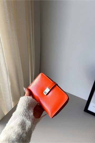 Yuka Atelier Jill Vintage Model Shiny Faux Leather Wallet