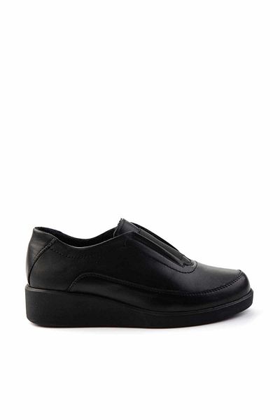 Bambi Μαύρα Δερμάτινα Γυναικεία Casual Παπούτσια K01809034003