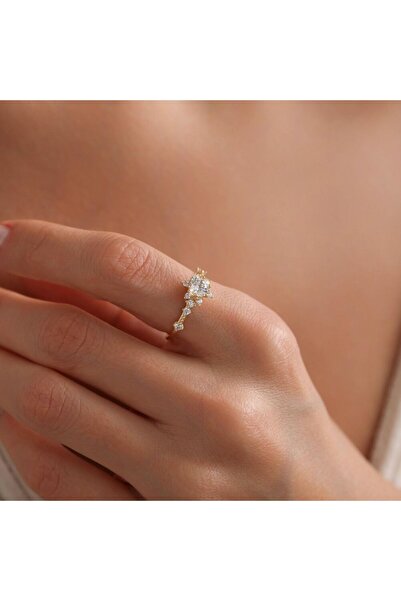 Sembol Gold Lotus Sarı Altın Tektaş Yüzük