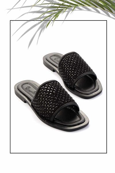 Bambi Women's Black Slippers with Stone Detail - K04826551509