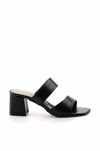 Bambi Women's Black Slippers K04233191909