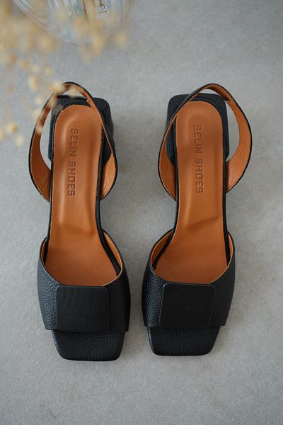 selinshoes Sanny Genuine Leather Women's Heeled Shoes with Buckle Detail on the Front and Elastic Ankle - Black