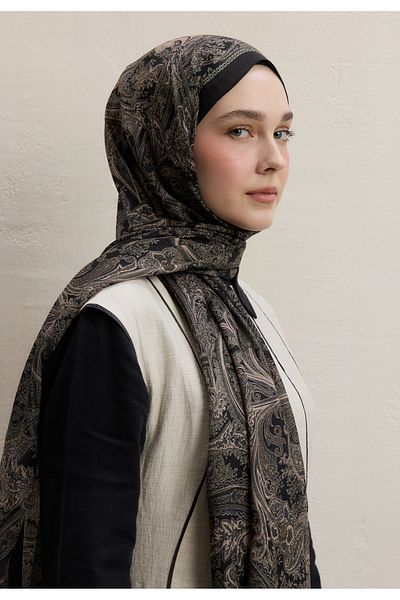 Fresh Black Dark Bohemian Pattern Shawl