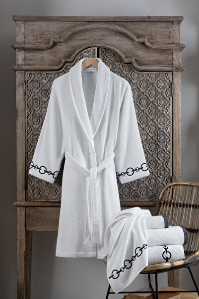 CASA LUSSO رداء حمام مع عملية التطريز