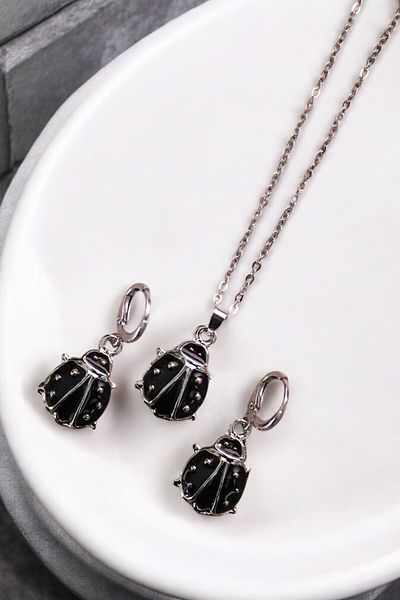 EUROMODA Black Ladybug Design Necklace Earring Set