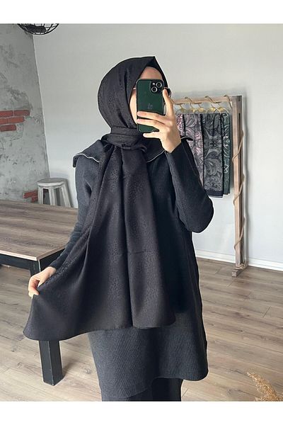 Merwiss Silky Jacquard Patterned Black Shawl