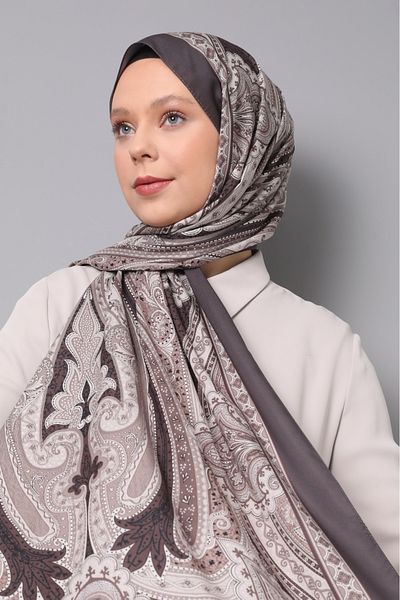 Levidor Love Shawl