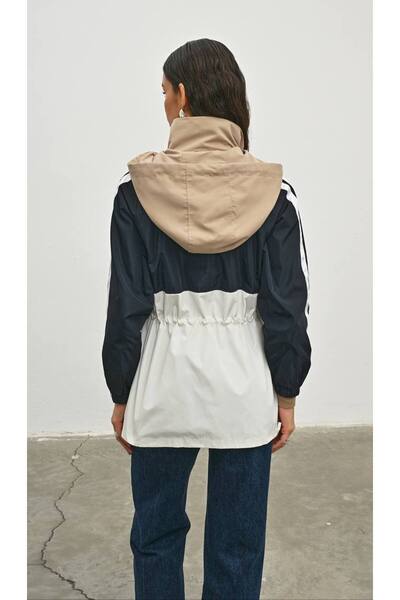 LOKADI Women's Striped Raincoat