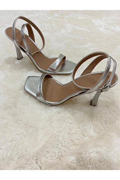 LAMOYA Strada Silver Ankle Strap Women's Heeled Shoes