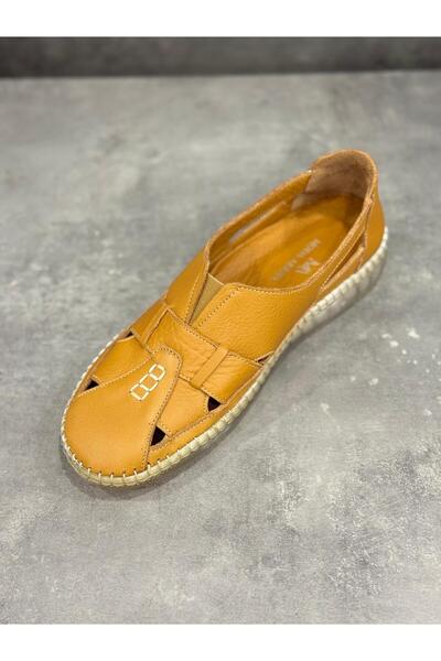 Moda Arena جلد صندل مصنوع يدويًا (مقاس أكبر بدرجة واحدة)