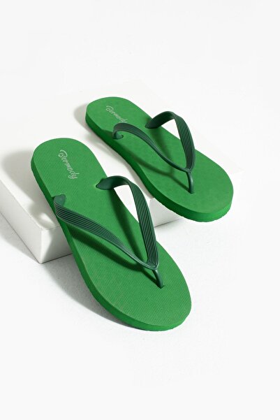 Bermody Men's Green Flip Flops Basic Flip Flops - Comfortable Beach Slippers
